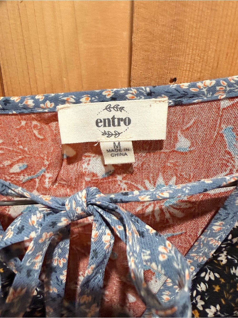 entro Rust Floral Patchwork Peasant Blouse - Picture 5 of 5